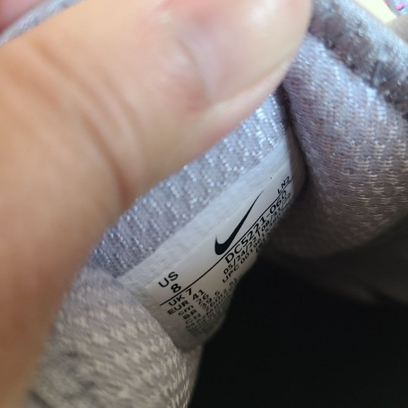 NEW Nike Infinity Tour NEXT% Golf Shoes DC5221-060 Size 8 Wolf Gray Pink - Picture 7 of 7